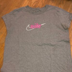 Nike t shirt